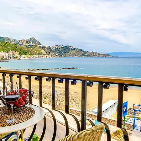Pippo House Apartment Giardini Naxos