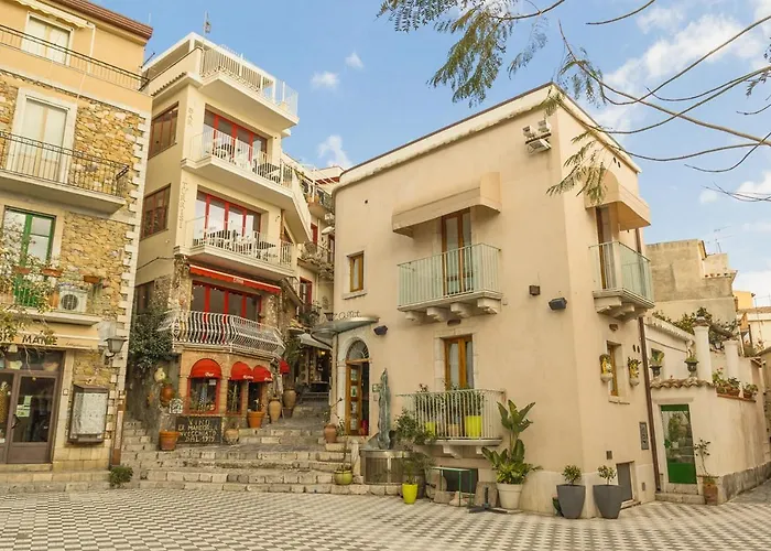 Pippo House Apartment Giardini Naxos